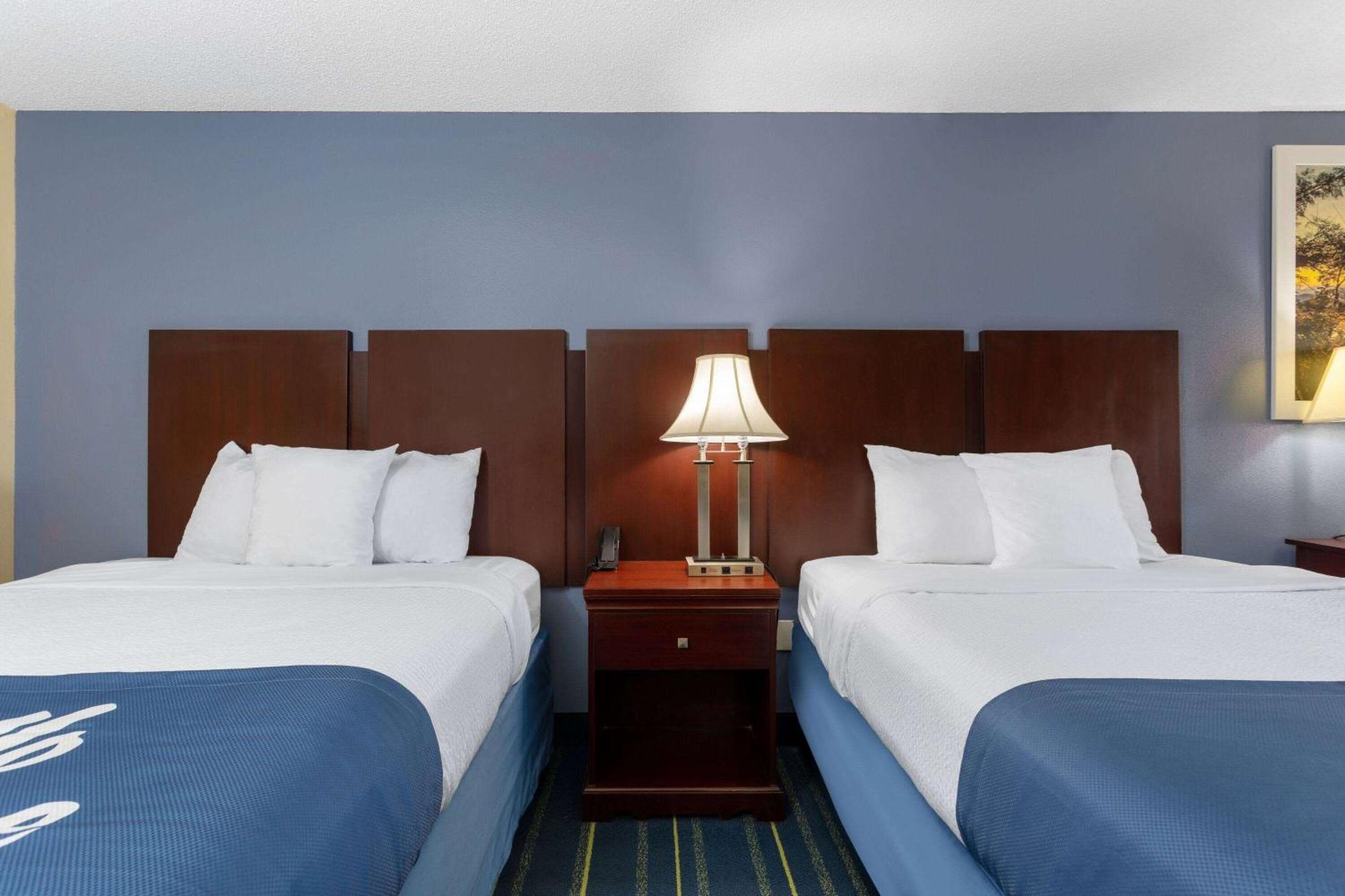 Days Inn By Wyndham Chipley Exterior foto